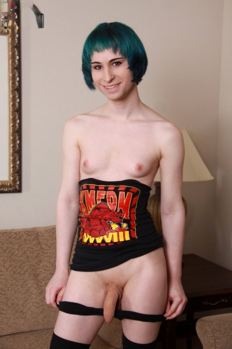 Grooby Girls performed by Sascha Nude Pics