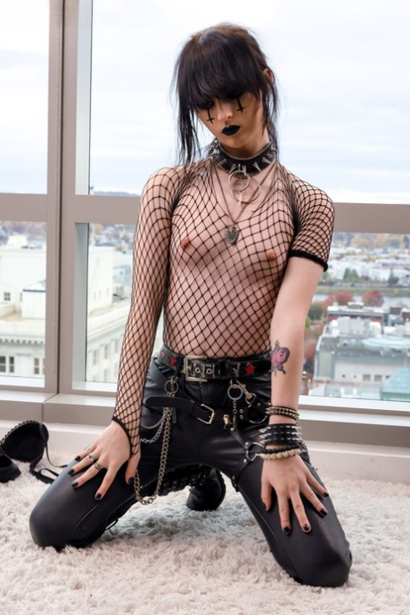 Femout XXX featuring Liquid Jane Sex Images