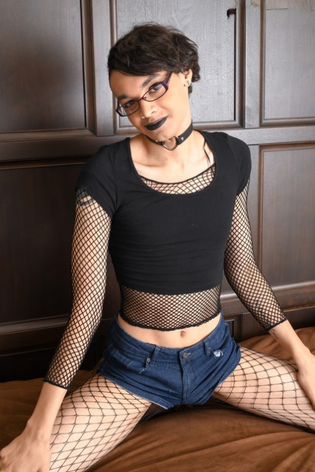 Femout XXX featuring Kerri LaBouche Porn Photos