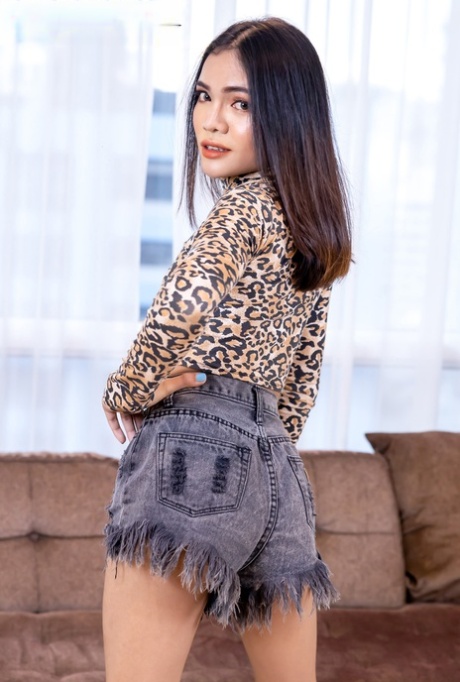 Asian TGirl performed by Ya Naked XXX