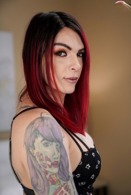TGirls Porn featuring Chelsea Marie, Jenna Creed XXX Pictures
