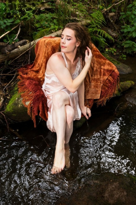 Grooby Girls performed by Jill Pill Nude Photos